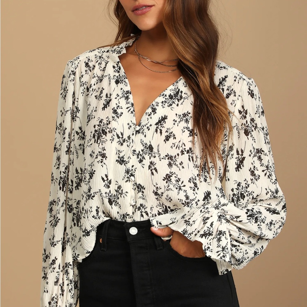 Lulu's Black and White Floral Blouse